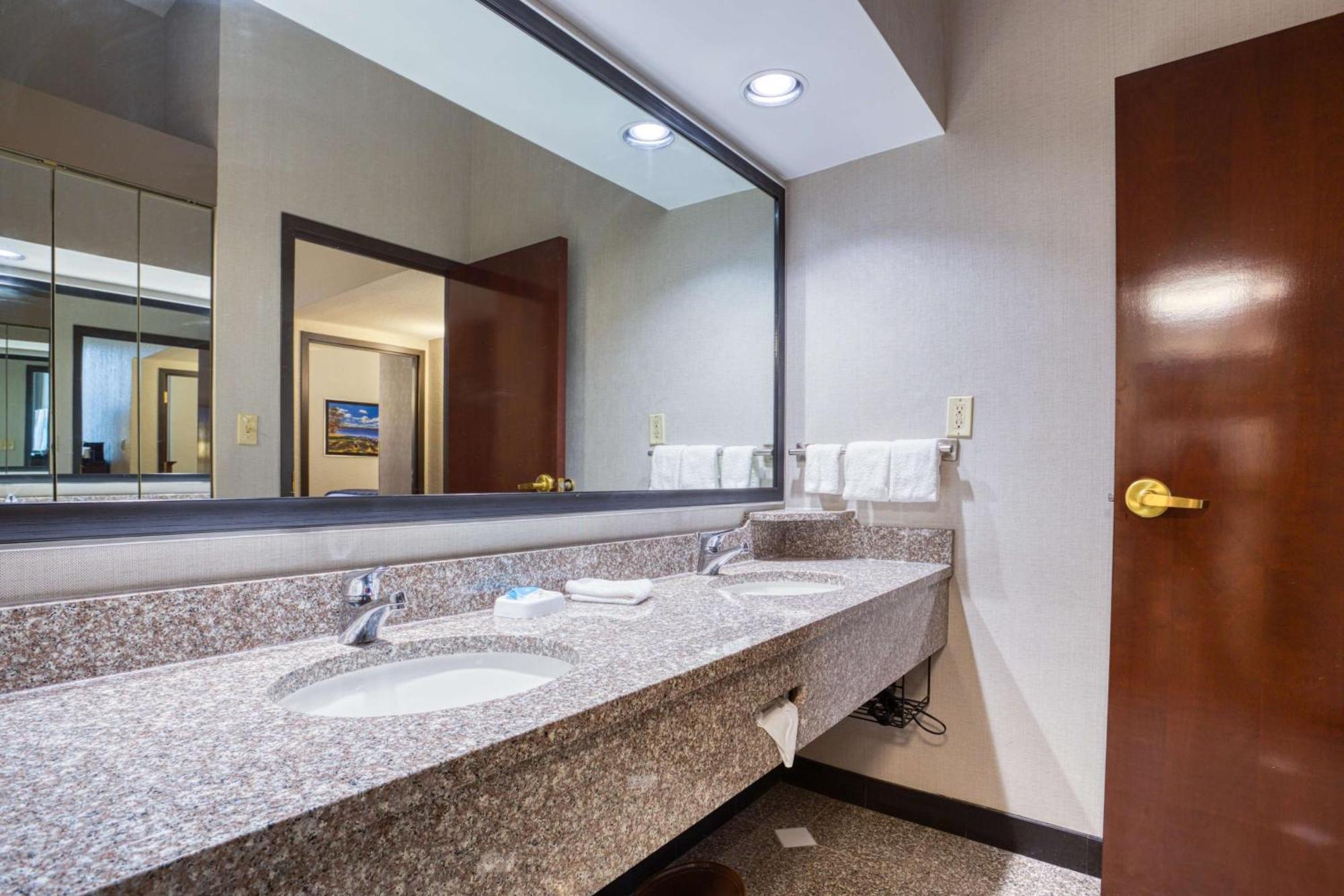 Drury Inn & Suites St. Louis - Фервь'ю-Гайтс Екстер'єр фото