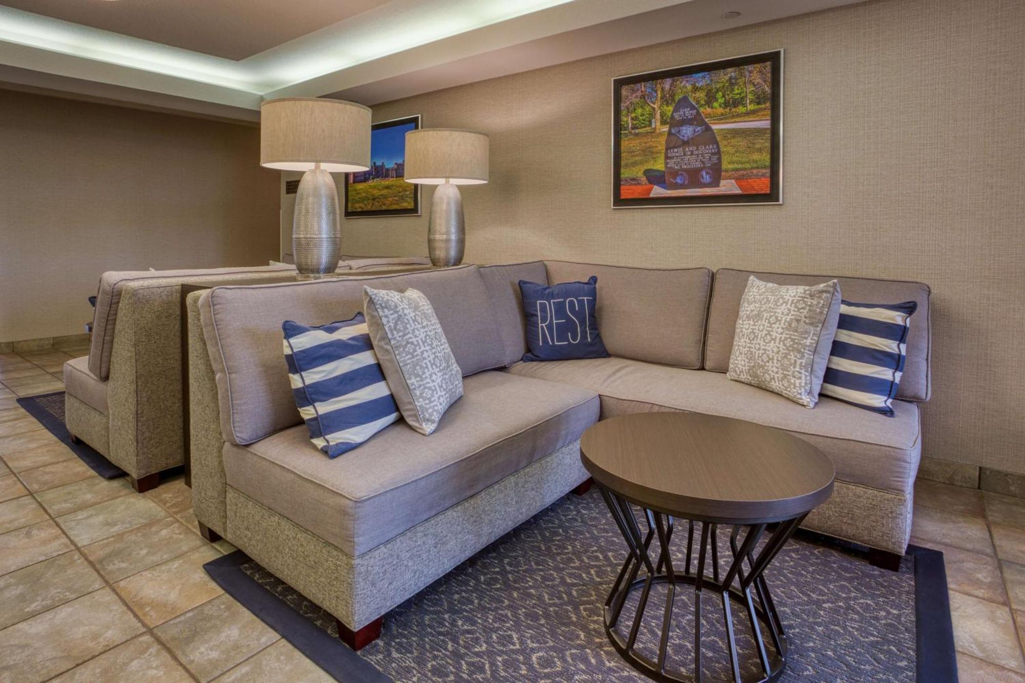 Drury Inn & Suites St. Louis - Фервь'ю-Гайтс Екстер'єр фото